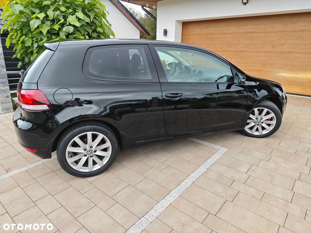 Volkswagen Golf - 16