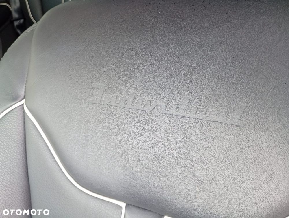 Ford Kuga 2.5 4x4 Individual - 32