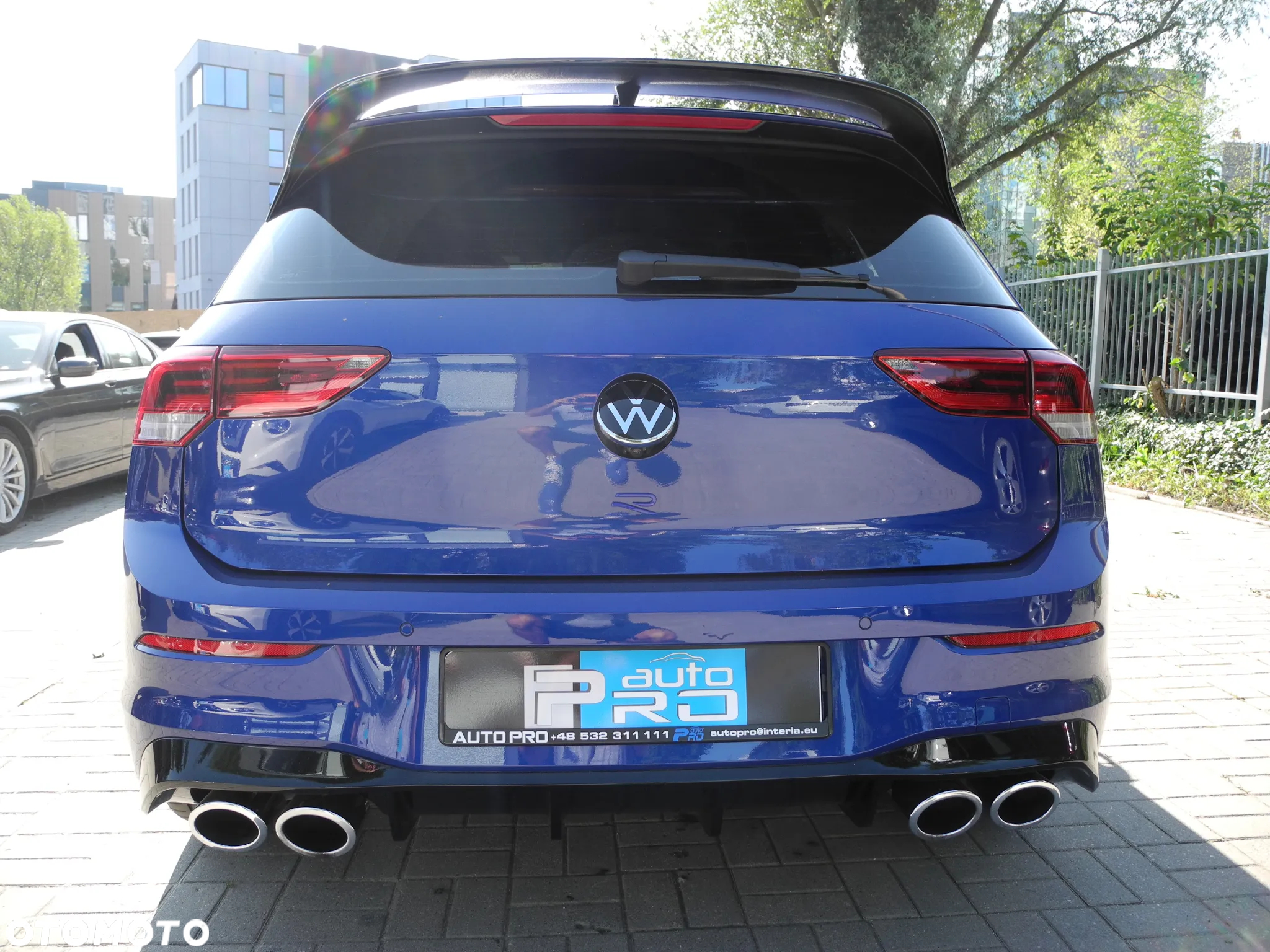 Volkswagen Golf - 6