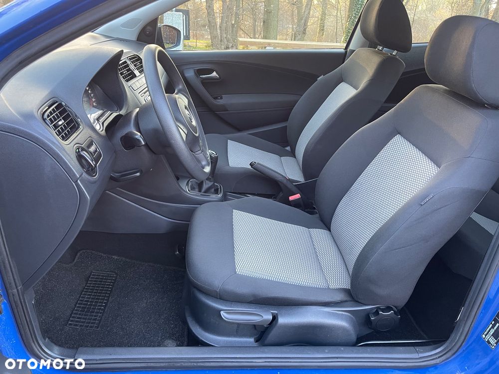Volkswagen Polo - 8