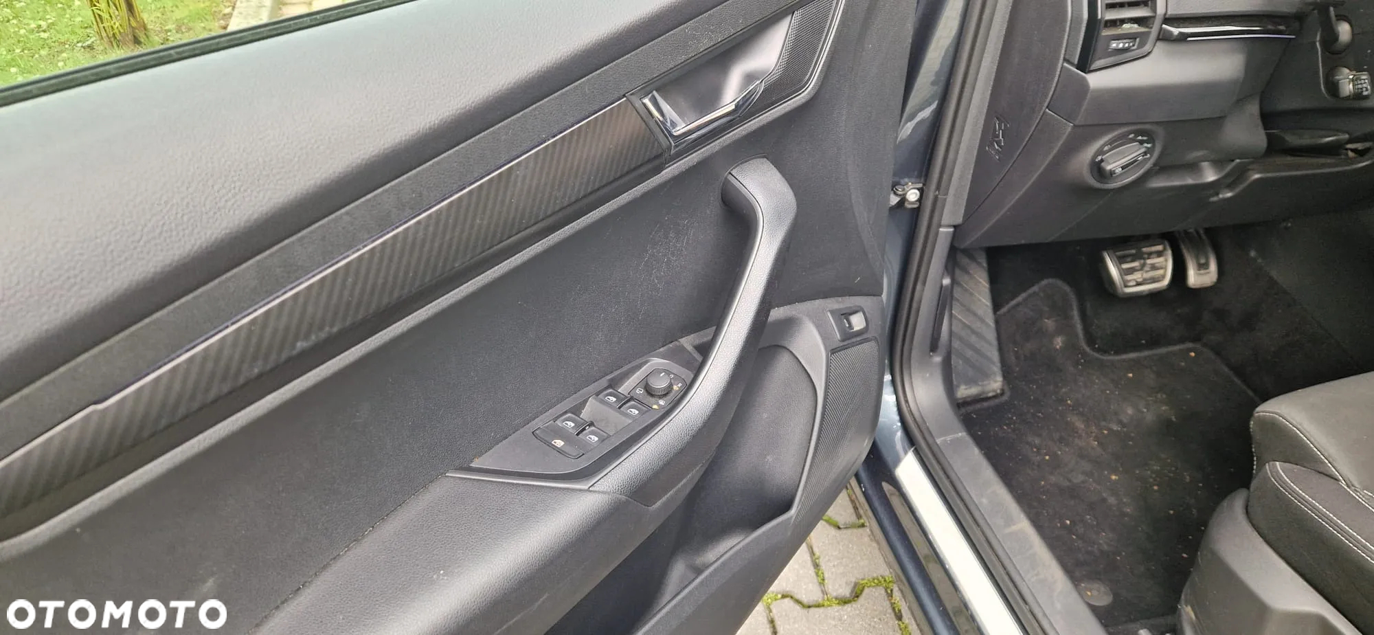 Skoda Karoq 2.0 TDI 4x4 DSG Sportline - 6