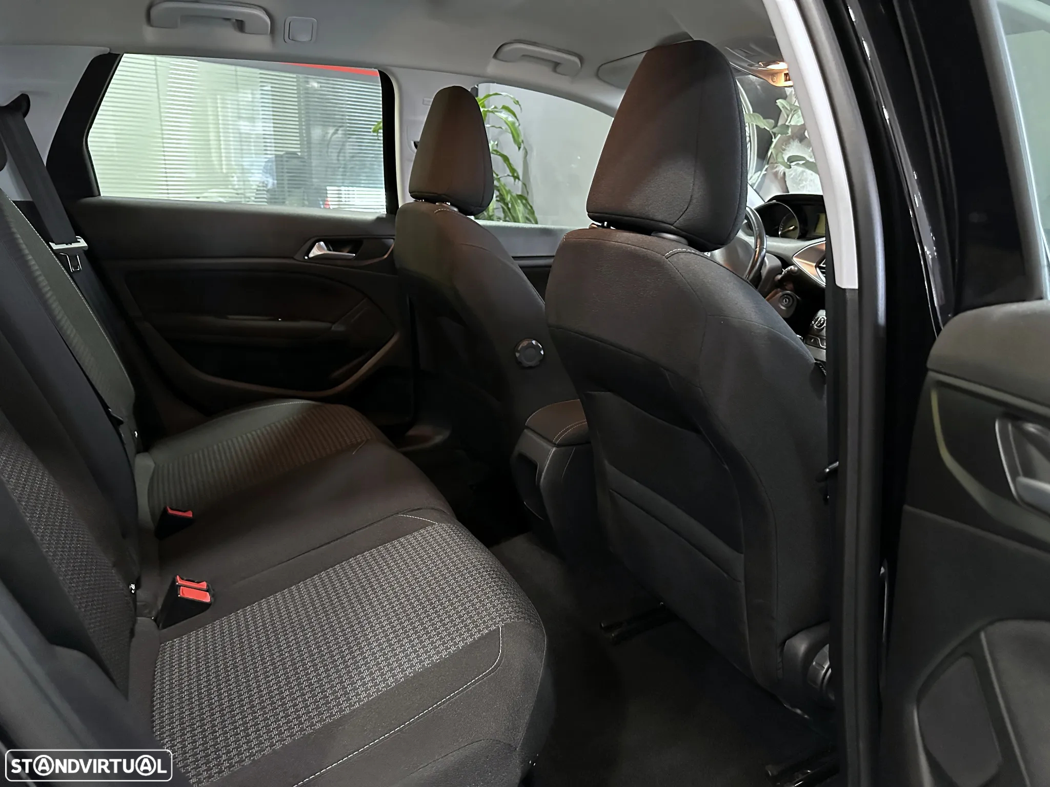 Peugeot 308 SW 1.2 PureTech Active - 21
