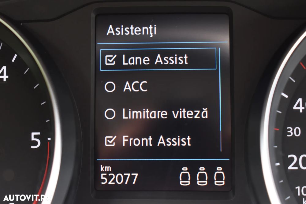 Volkswagen Passat Variant 2.0 TDI 4Mot DSG Highline - 39