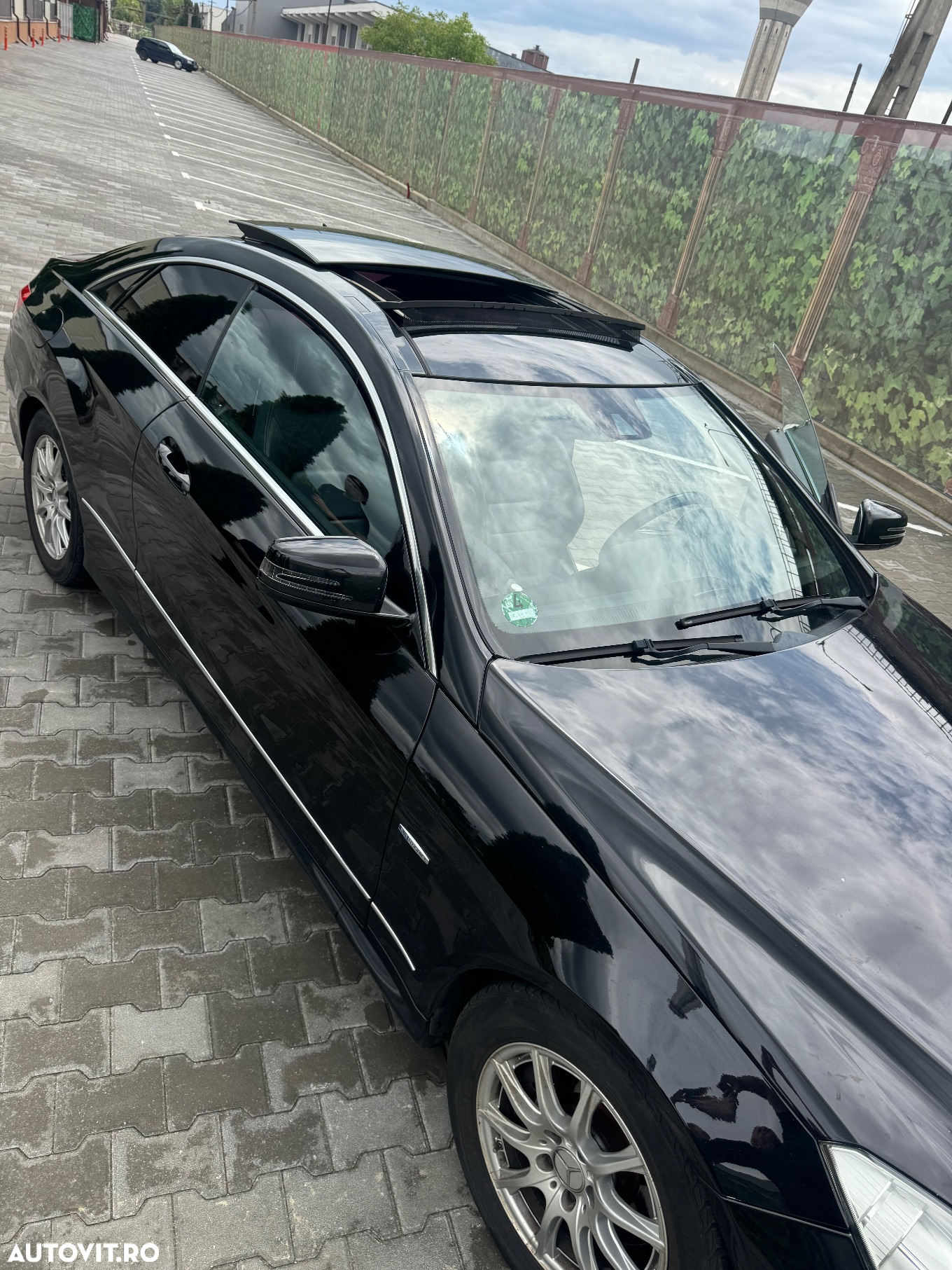 Mercedes-Benz E 220 CDI Coupe 7G-TRONIC - 17