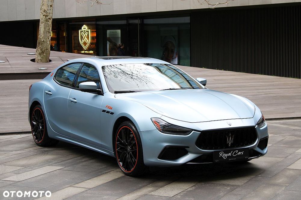 Maserati Ghibli - 2