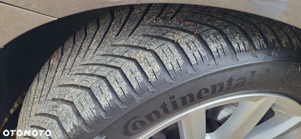 Volkswagen Golf Variant 1.6 TDI BlueMotion Technology Lounge - 18