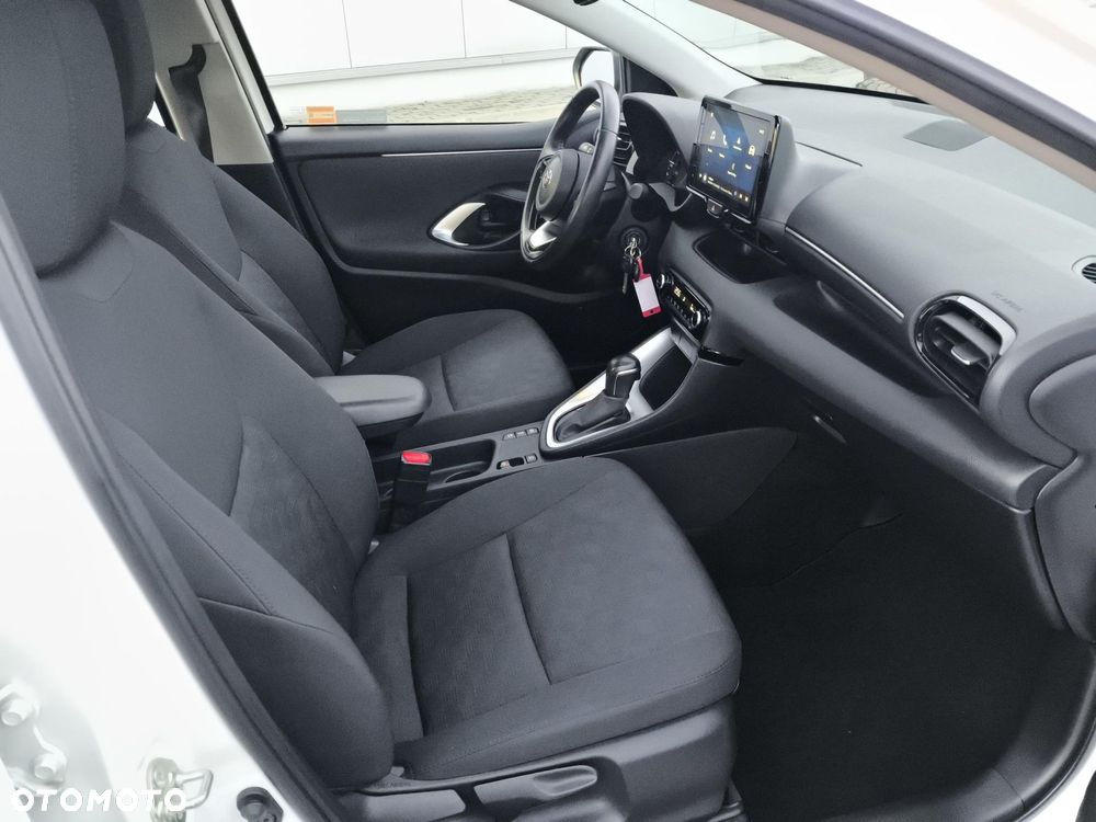 Toyota Yaris - 14