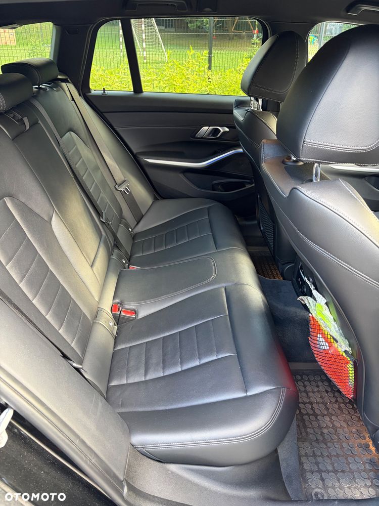 BMW Seria 3 320d xDrive M Sport Shadow - 10