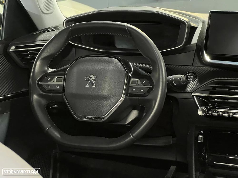 Peugeot e-2008 50 kWh Allure - 34
