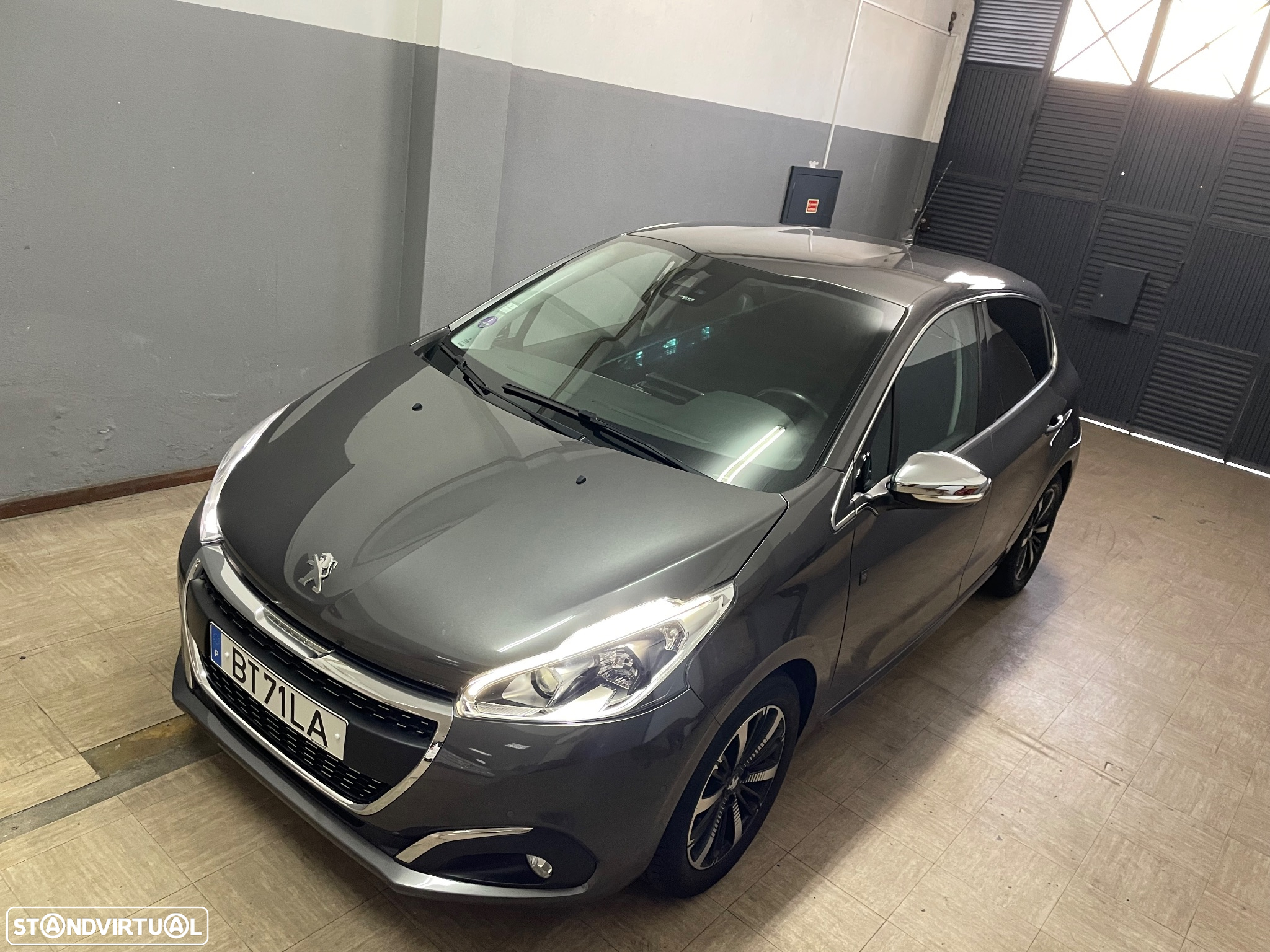 Peugeot 208 PureTech 110 Stop & Start Tech Edition - 32