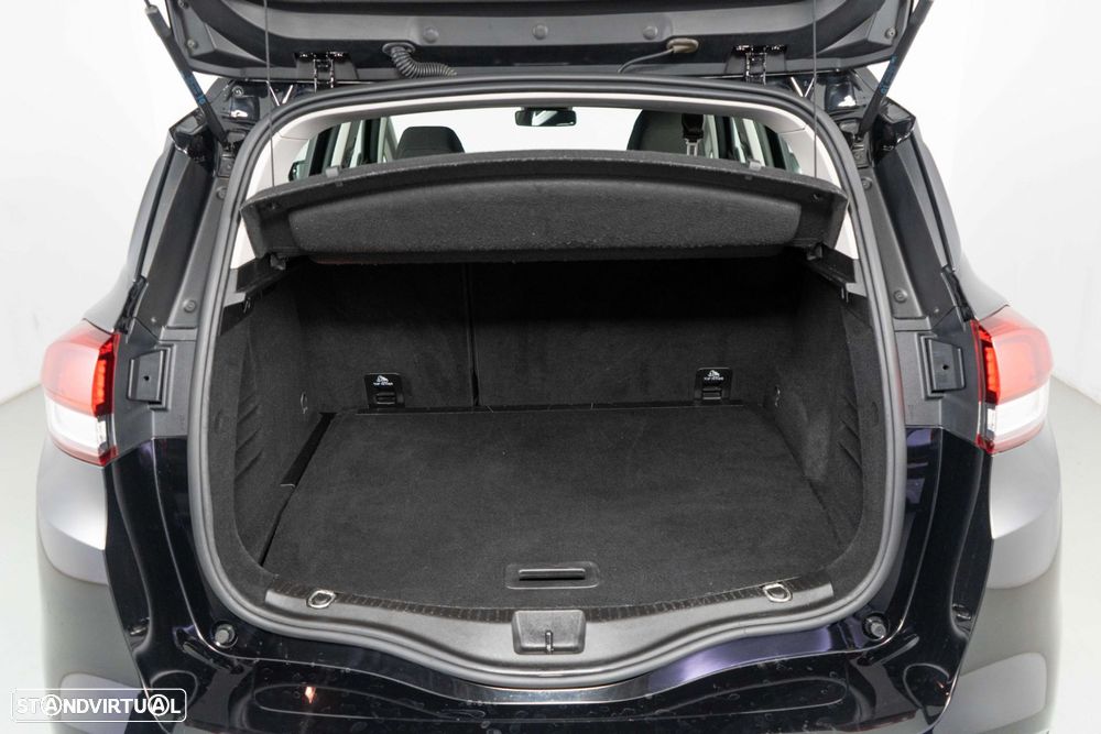 Renault Scénic - 11