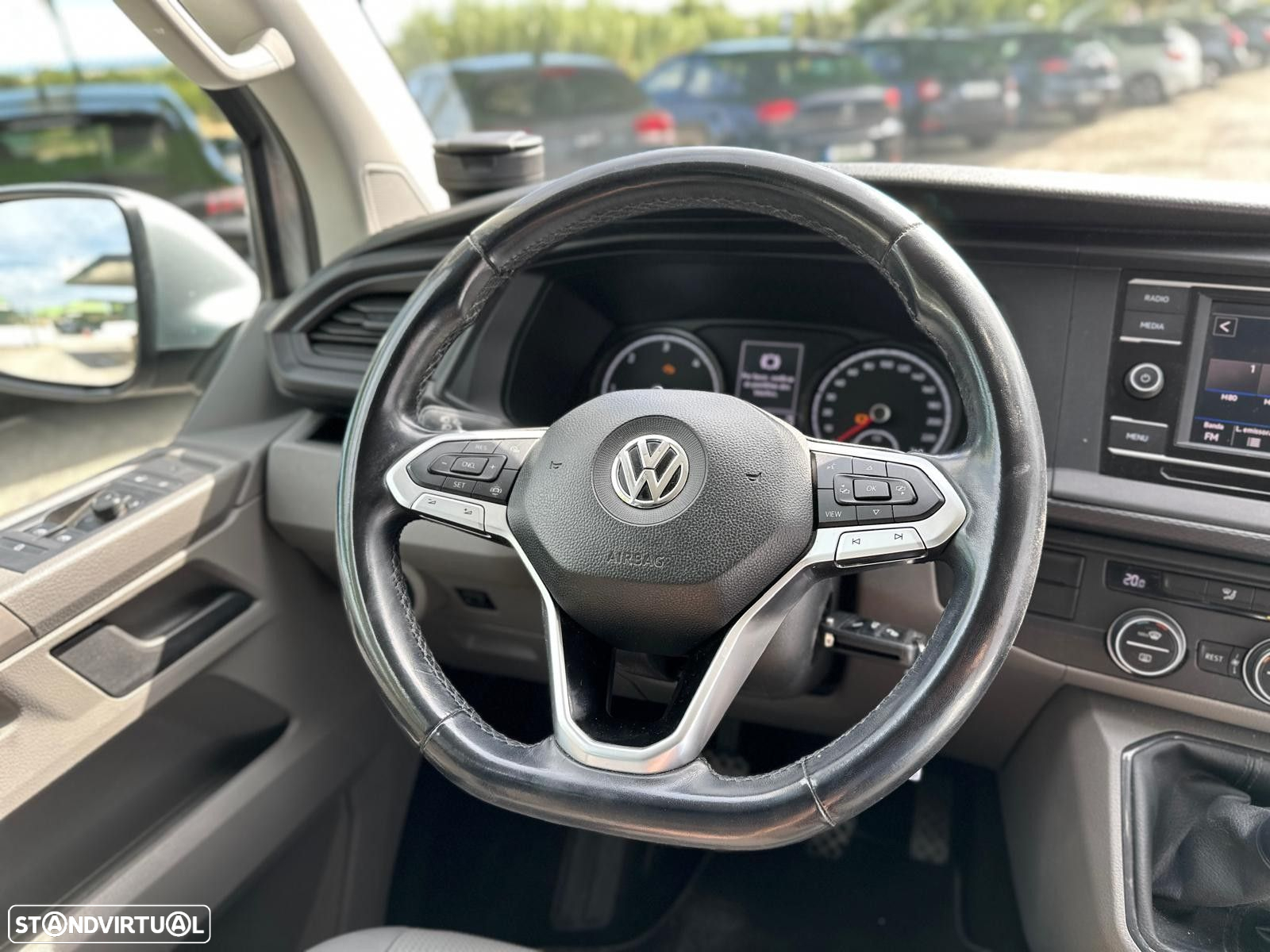 VW Caravelle 2.0 TDI Comfortline - 15