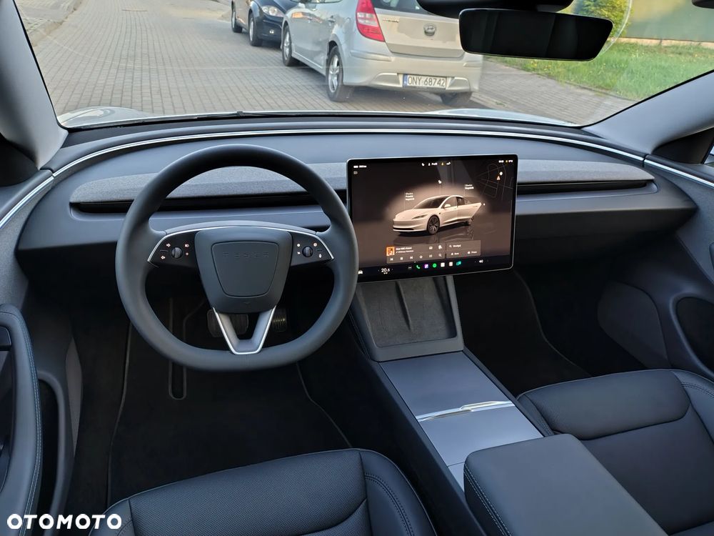 Tesla Model 3 - 19