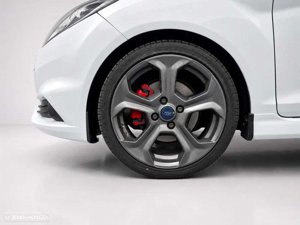 Ford Fiesta 1.6 EcoBoost c/ Pack Pele Desportiva ST - 6