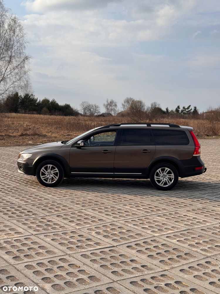Volvo XC 70 D4 AWD Dynamic Summum EU6 - 7