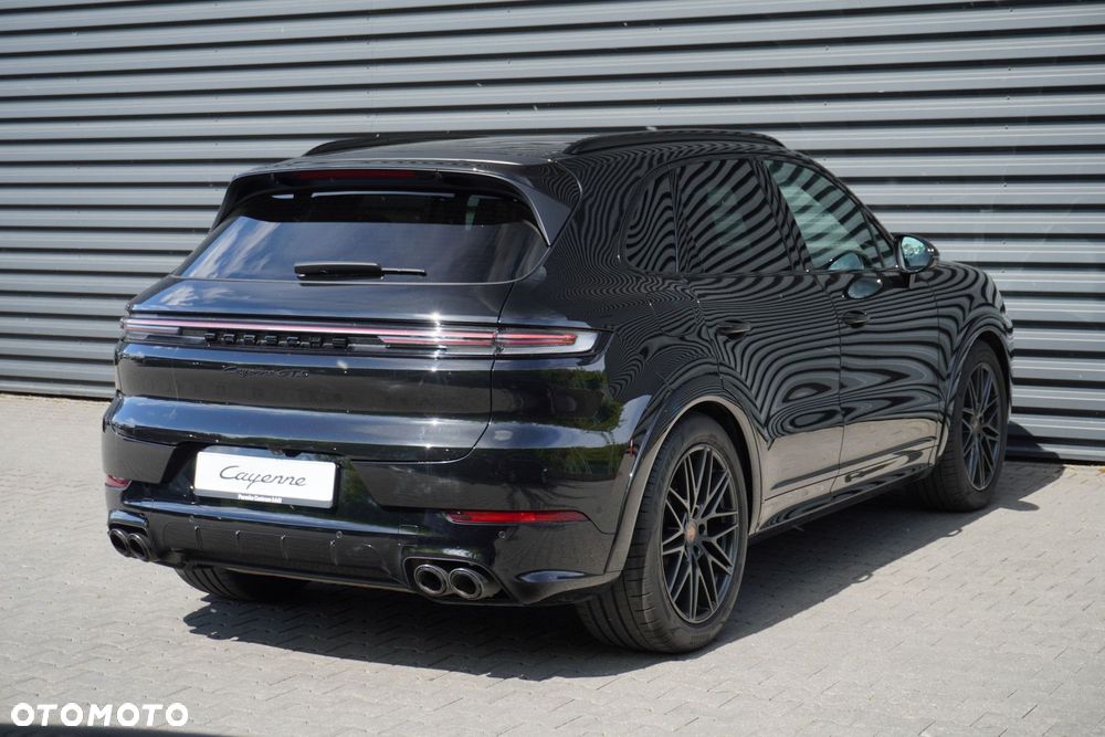 Porsche Cayenne GTS - 7