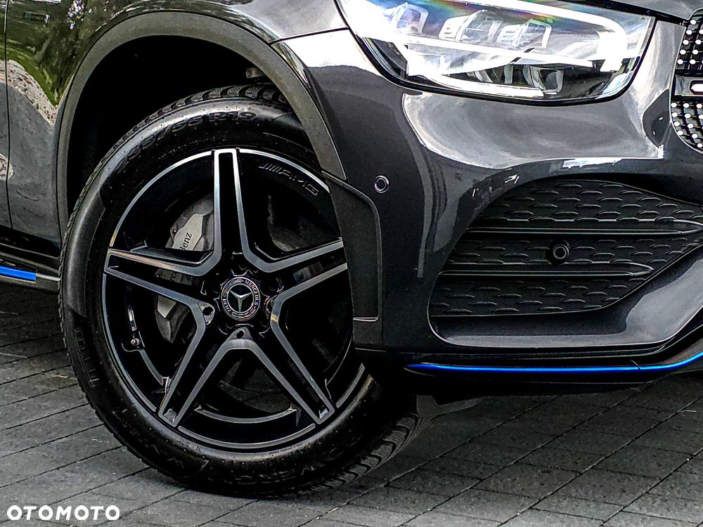 Mercedes-Benz GLC 350 e 4Matic 7G-TRONIC AMG Line - 13