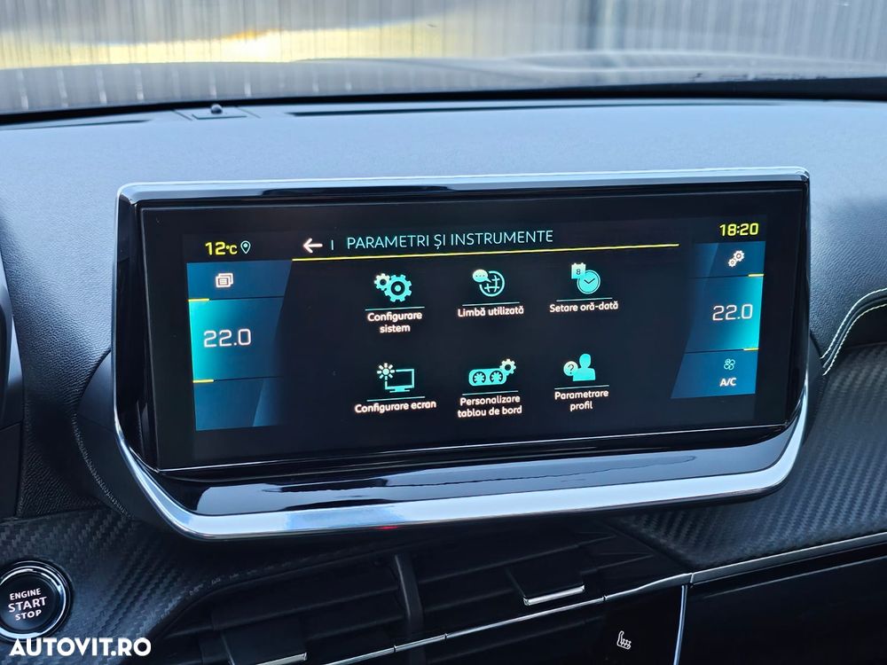 Peugeot 2008 e-2008 GT Line - 29