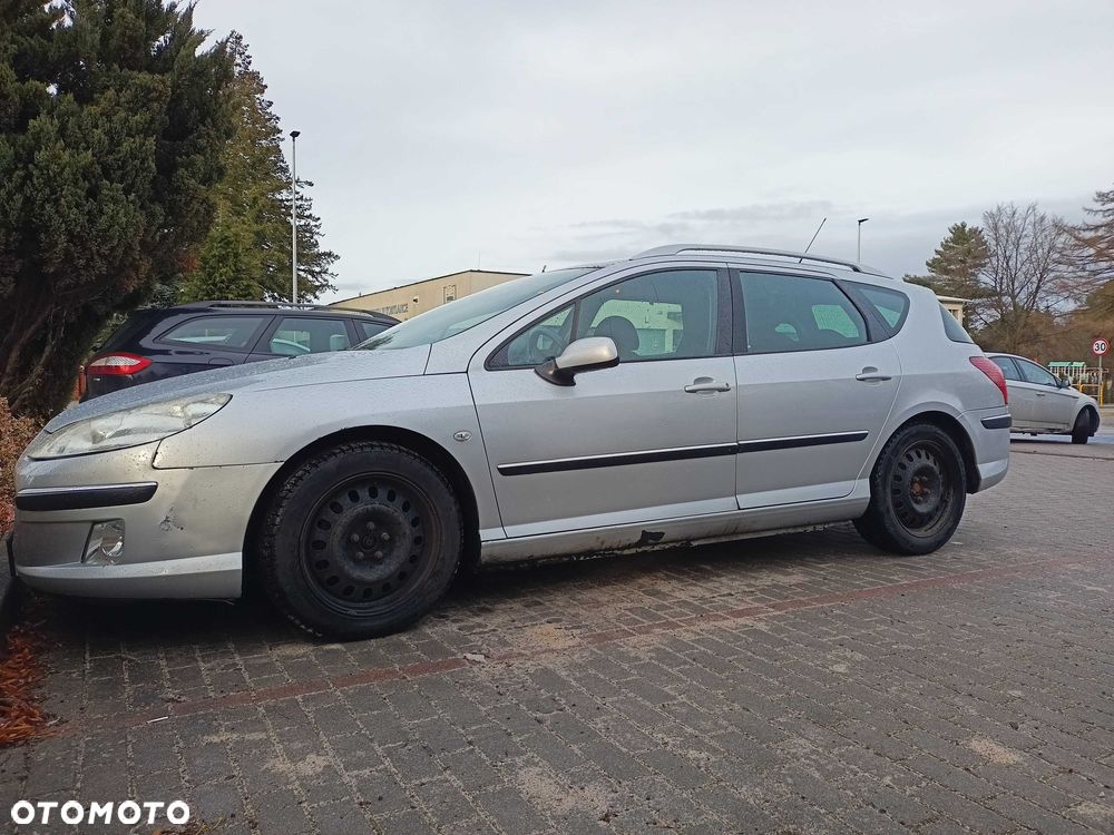 Peugeot 407 - 1
