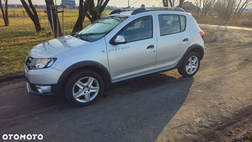 Dacia Sandero Stepway TCe 90 (S&S) Celebration - 3