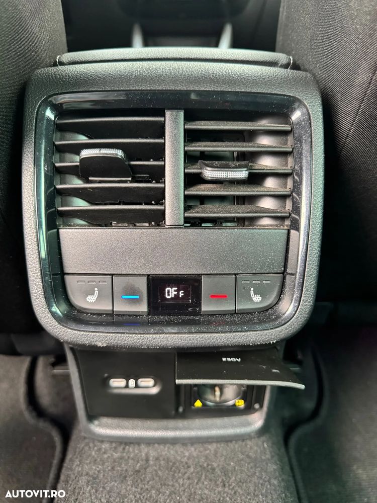 Skoda Octavia 2.0 TDI DSG Tour - 12
