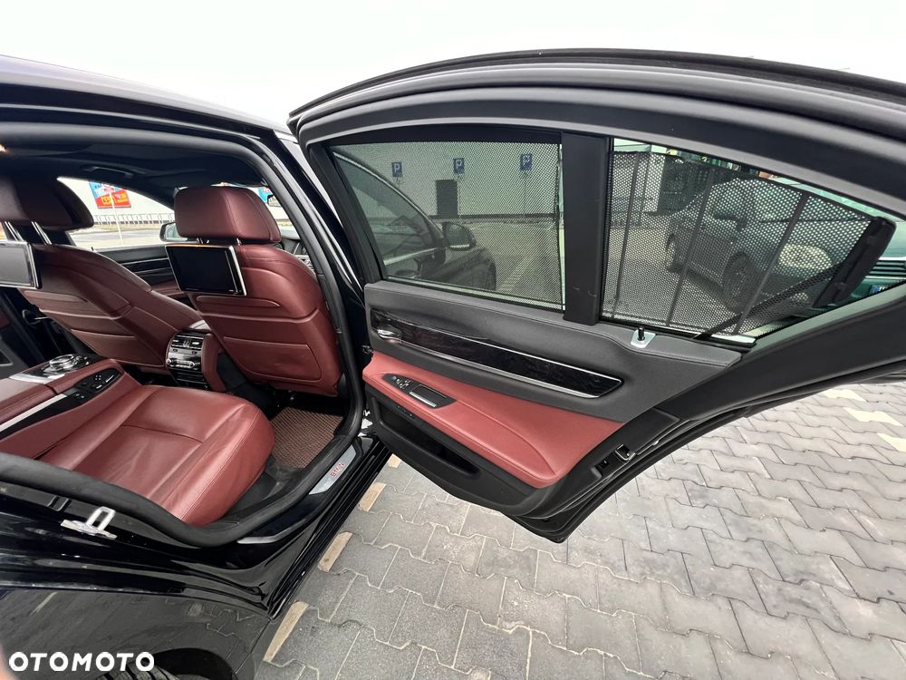 BMW Seria 7 730d xDrive - 12
