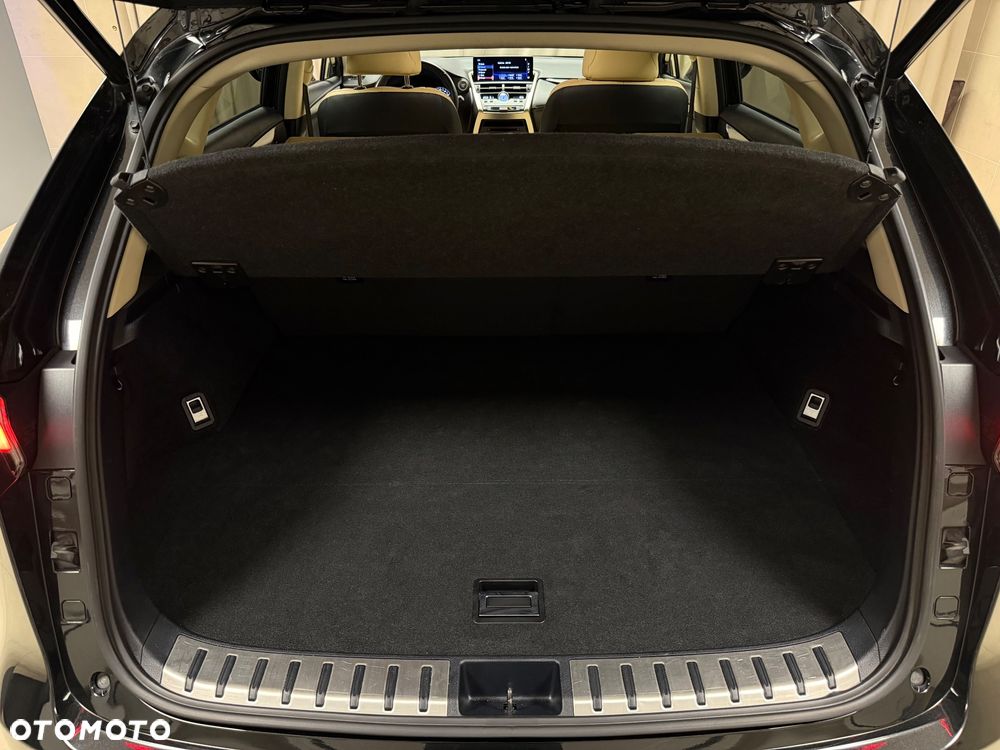 Lexus NX 300 Comfort AWD - 29