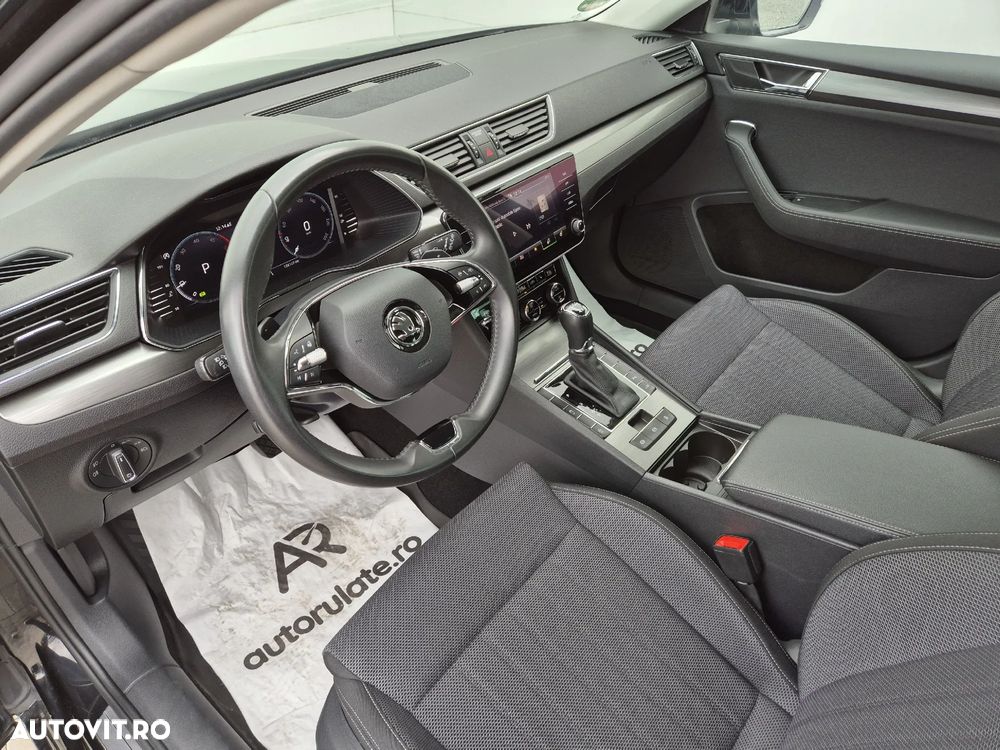 Skoda Superb Combi 2.0 TDI 4x4 DSG Style - 9