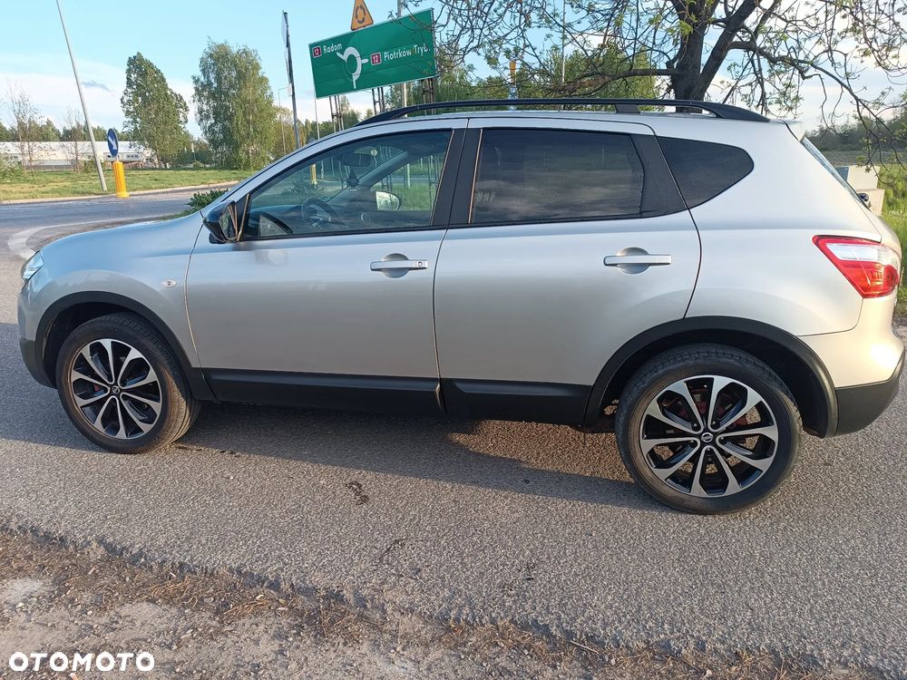 Nissan Qashqai 1.6 dCi DPF tekna - 6