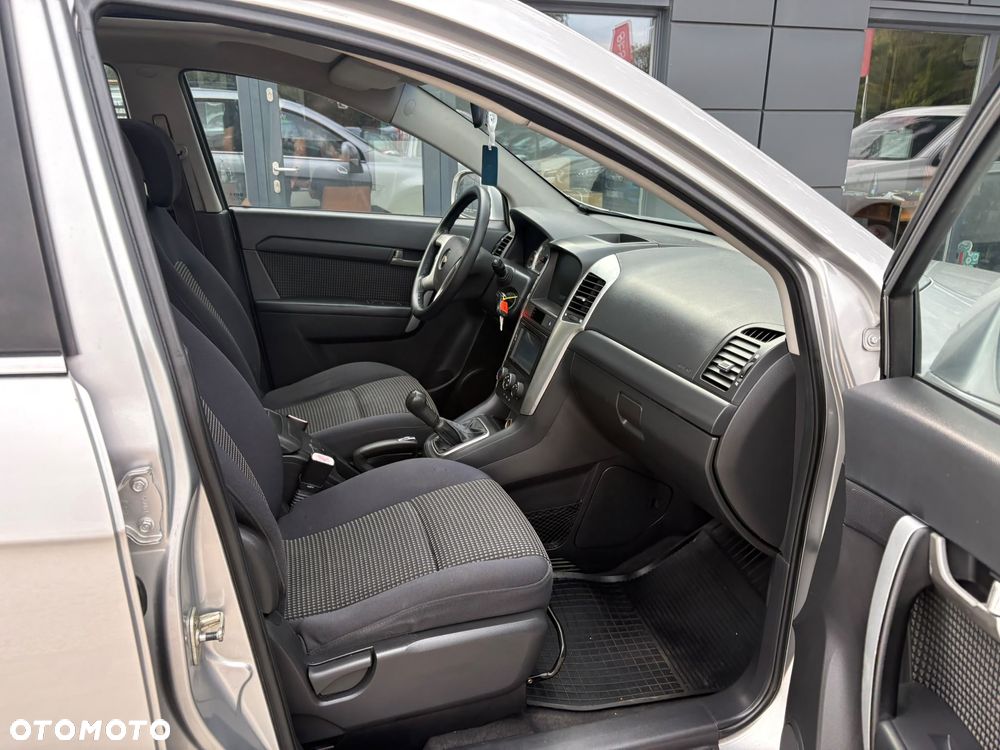 Chevrolet Captiva 2.4 2WD 7 Sitzer LS - 14