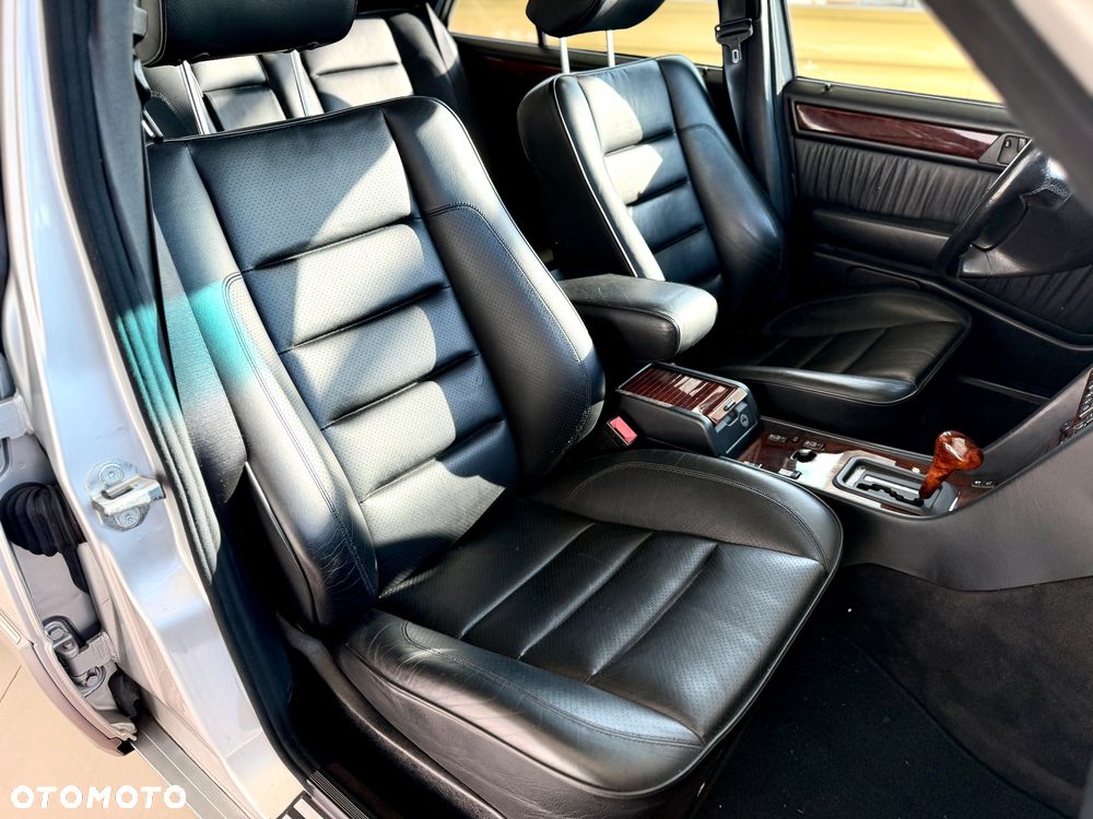 Mercedes-Benz W124 (1984-1993) - 16