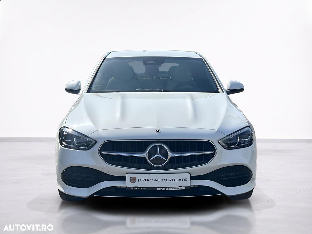Mercedes-Benz C - 9