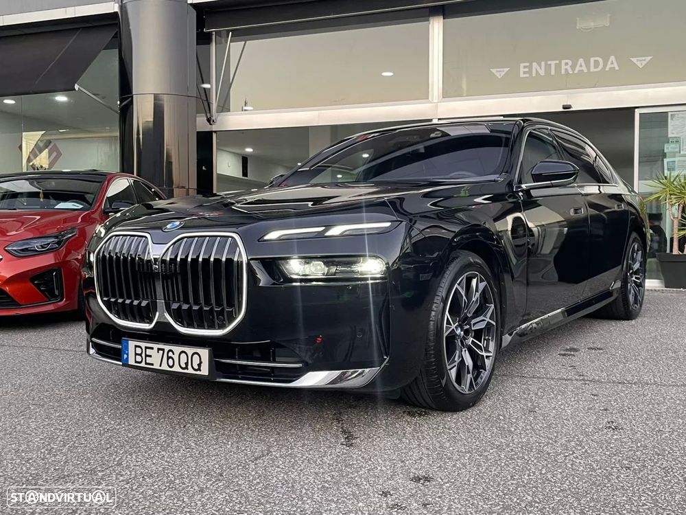 BMW 740 d xDrive Pack Desportivo M Pro - 3