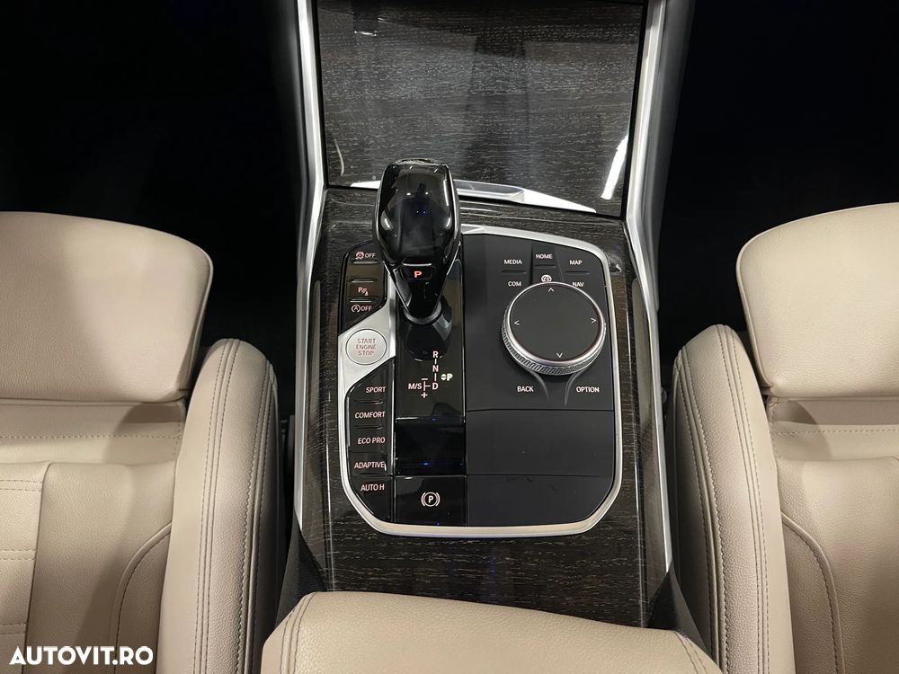BMW Seria 3 320d xDrive AT MHEV - 25