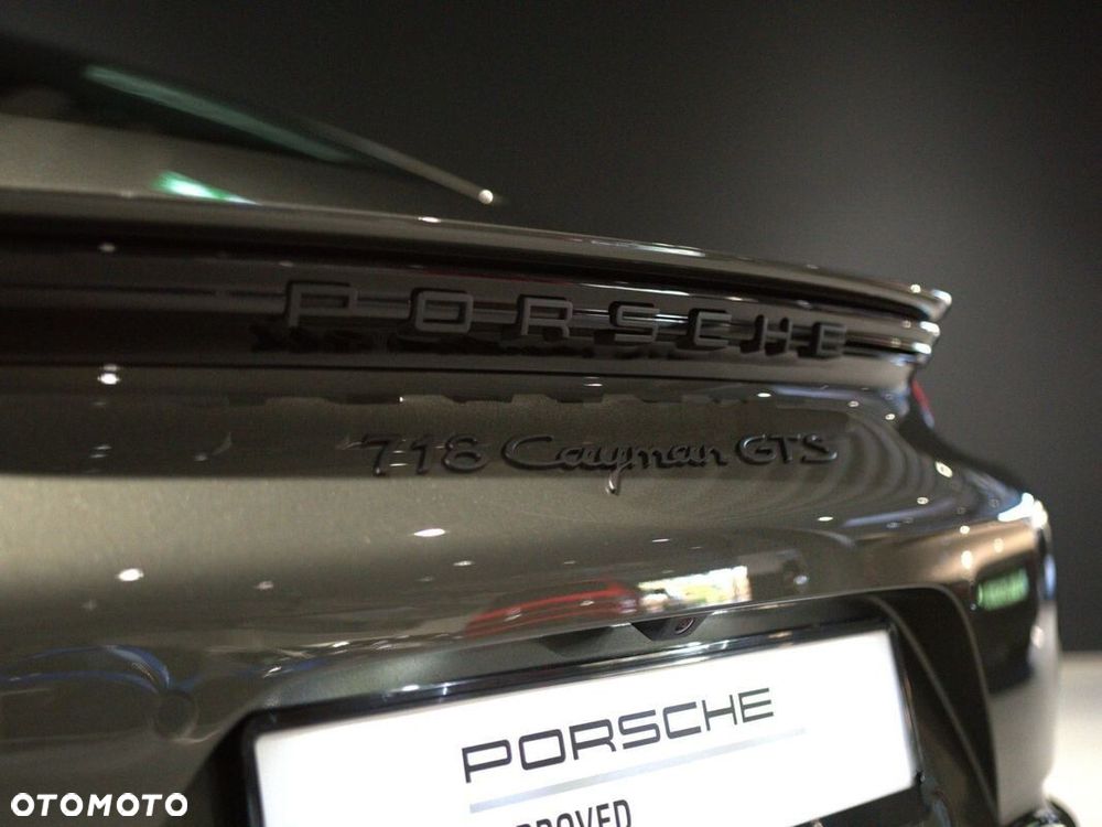 Porsche 718 Cayman - 20