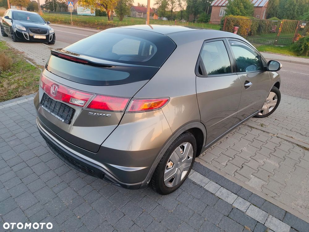 Honda Civic 1.4i-DSi - 10