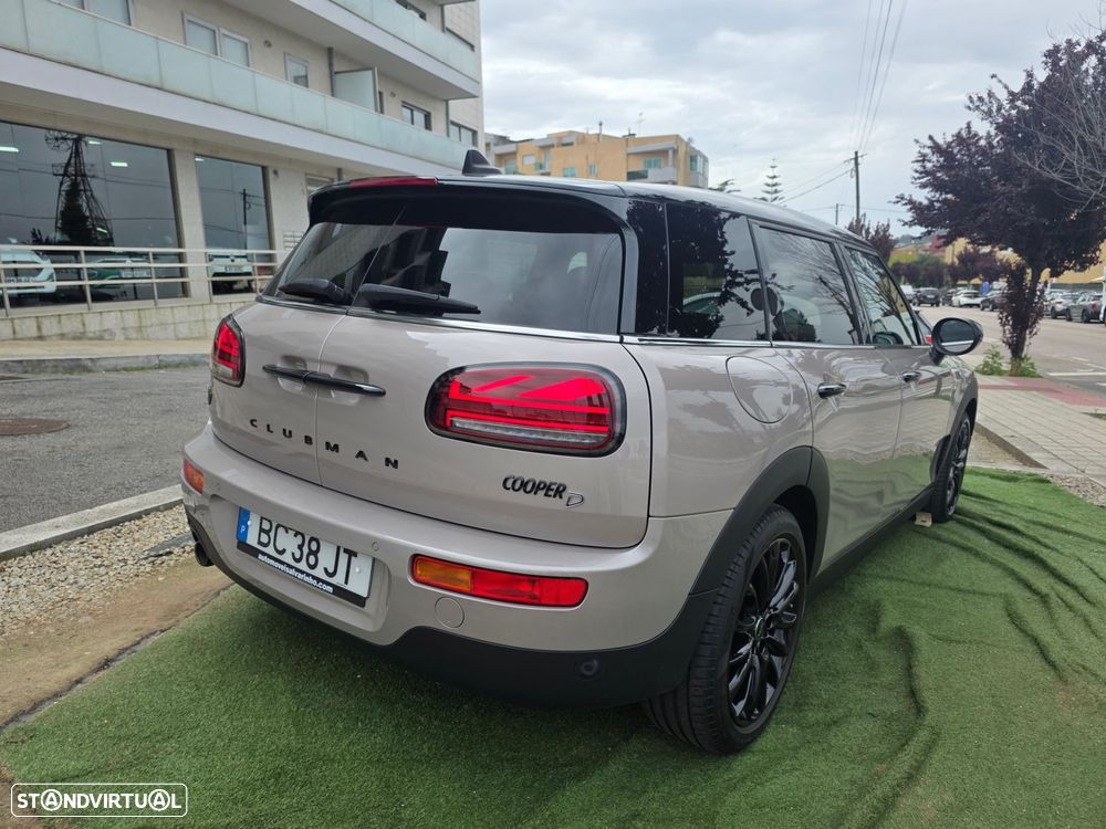 MINI Clubman Cooper D Premium Essential Auto - 29