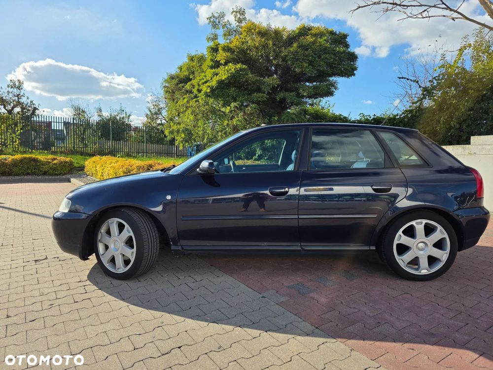 Audi A3 Sportback - 13