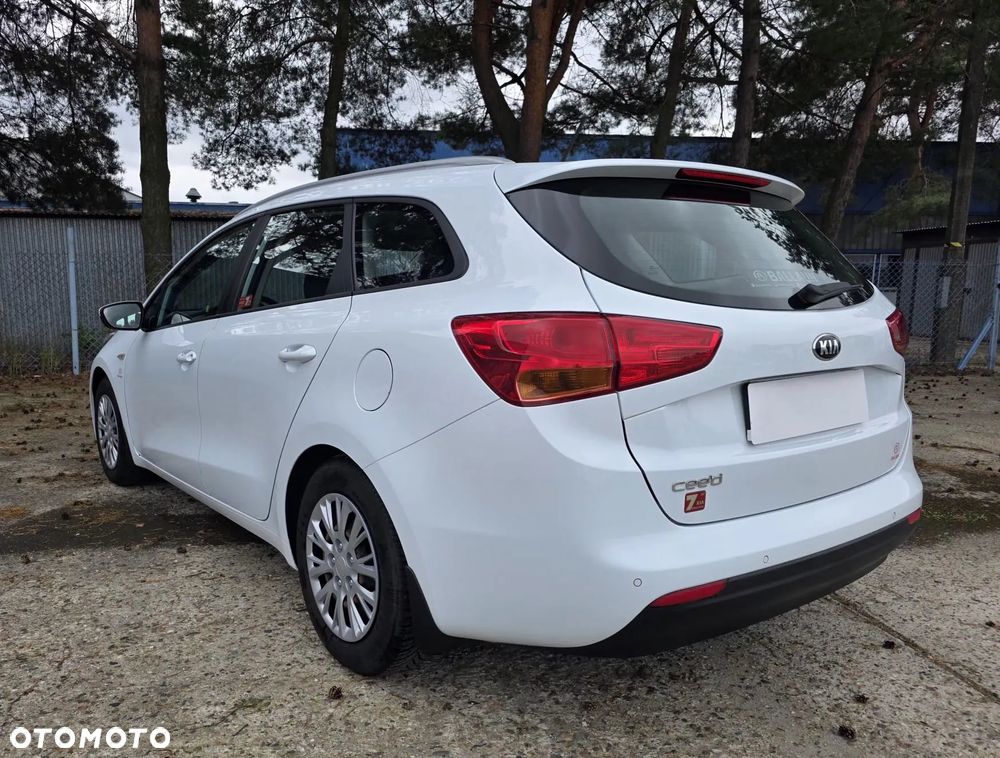 Kia Ceed - 6