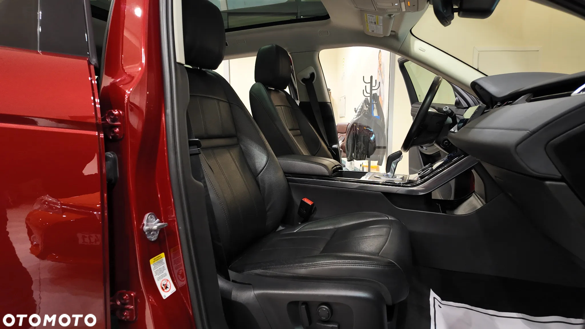 Land Rover Range Rover Evoque P250 - 36