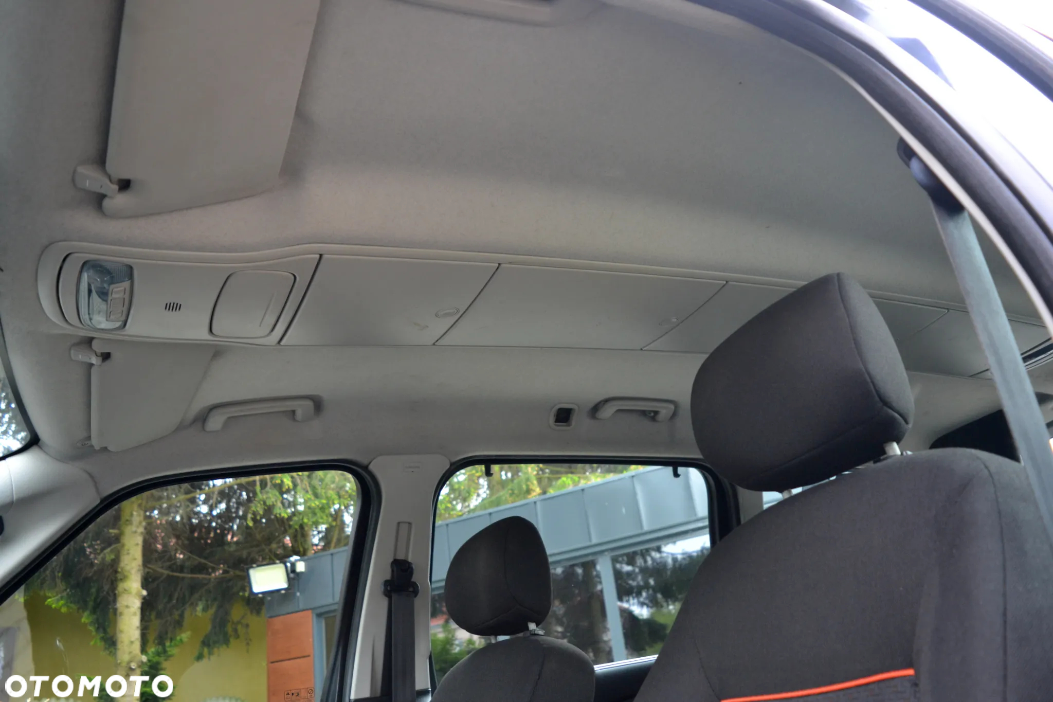 Ford Galaxy 2.0 TDCi Titanium - 19