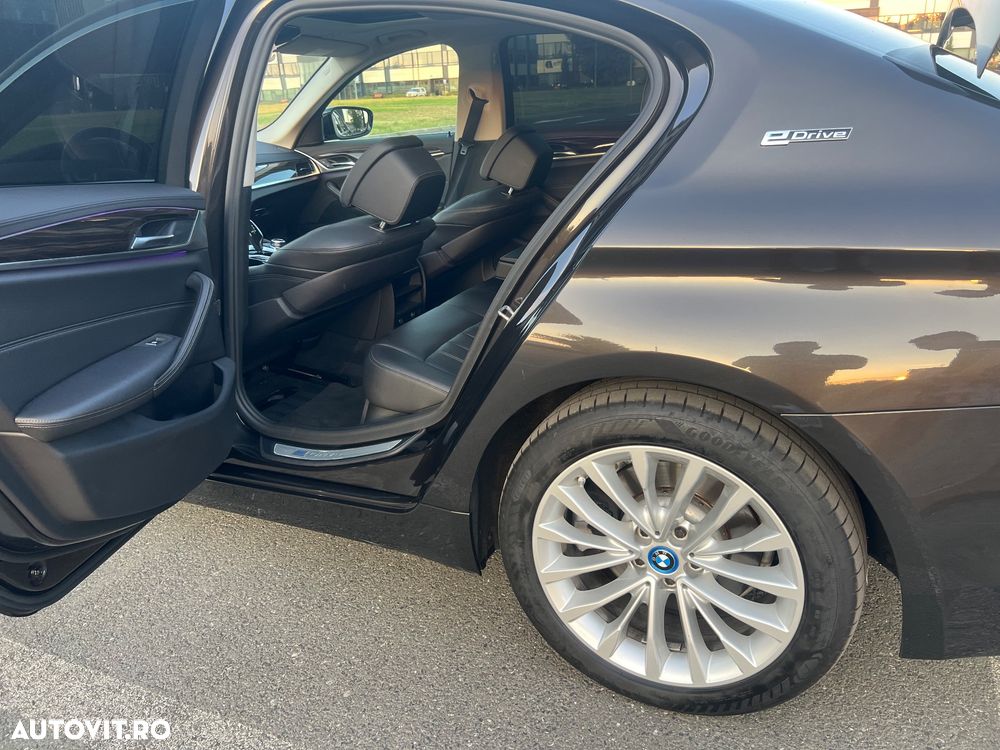 BMW Seria 5 530e AT PHEV - 13