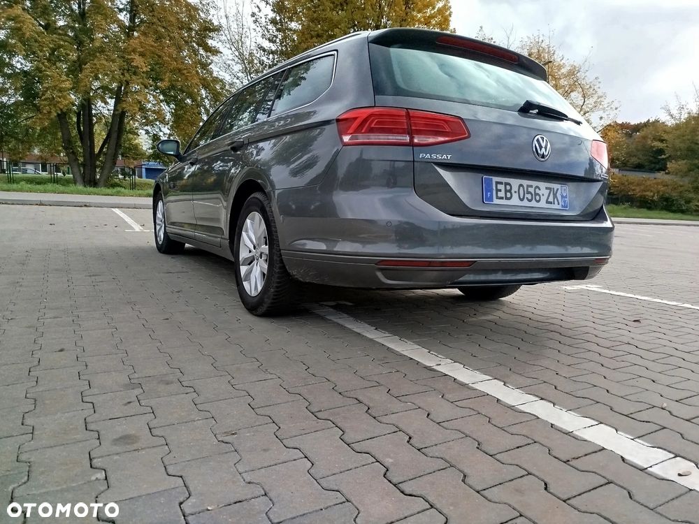 Volkswagen Passat Variant 1.6 TDI (BlueMotion Technology) Comfortline - 2