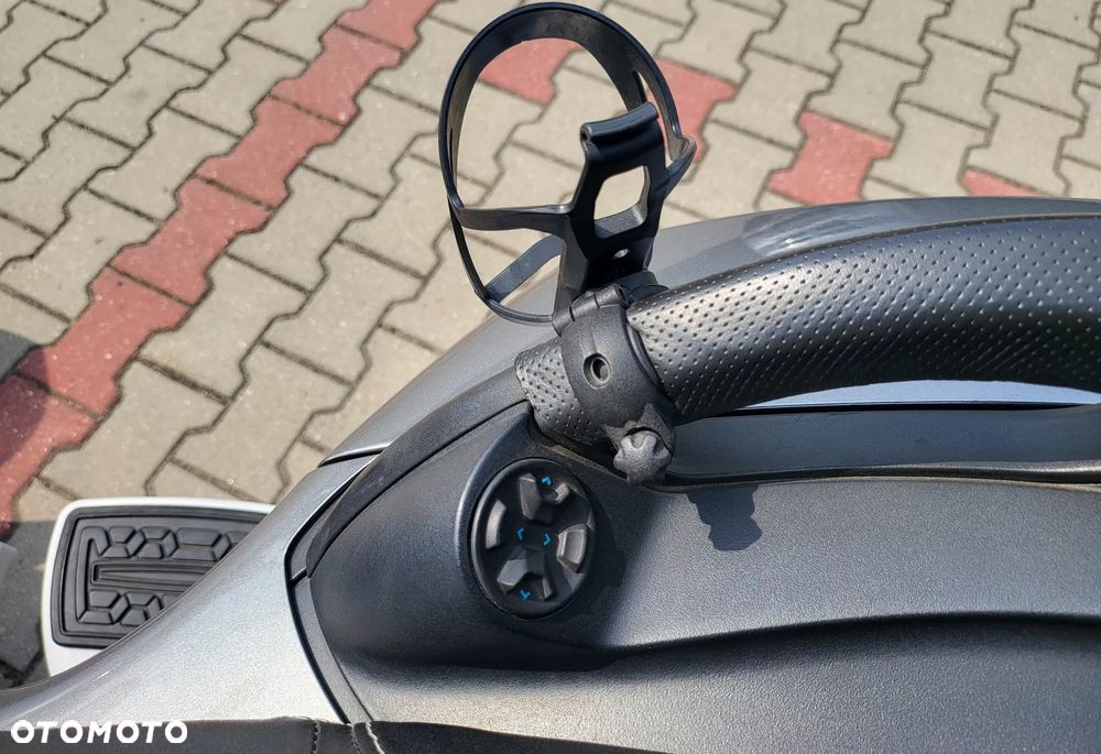 Can-Am Spyder - 8