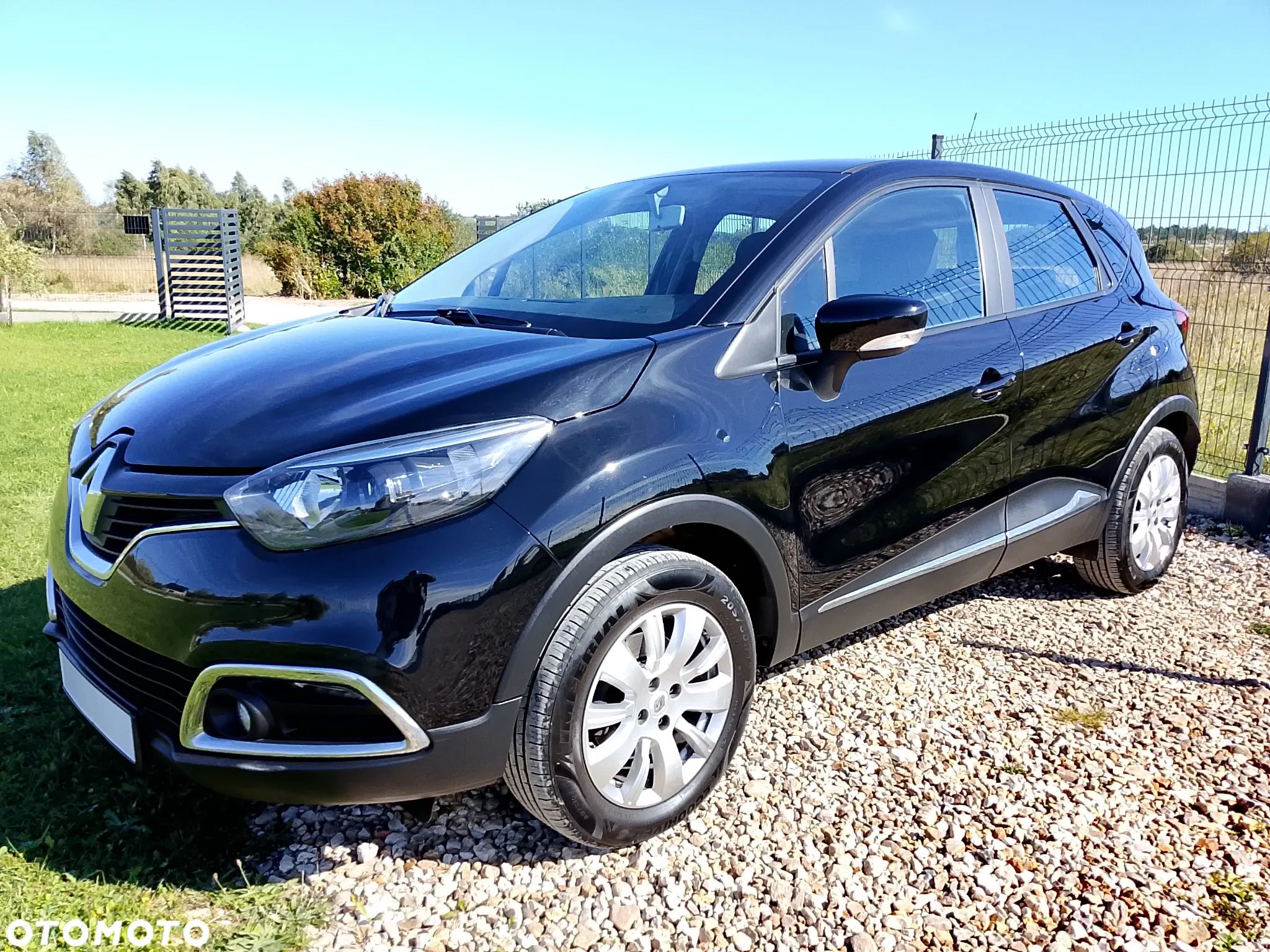 Renault Captur 1.2 Energy TCe Limited EDC - 1