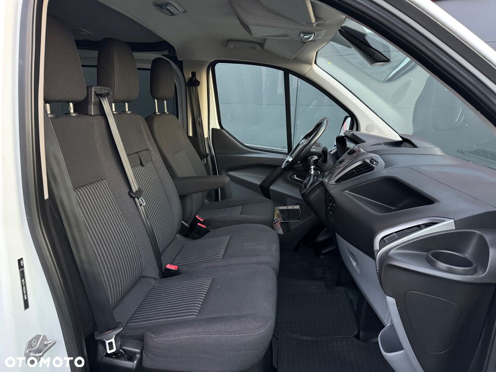 Ford Transit Custom - 8