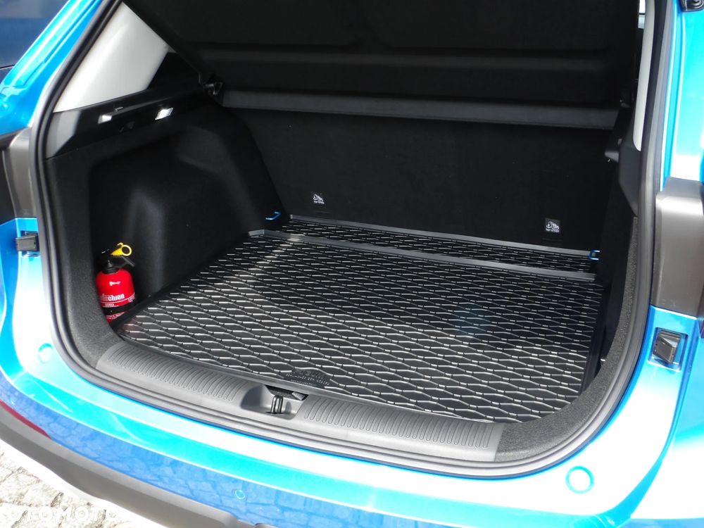 MG ZS 1.5 HEV+ Exclusive - 12