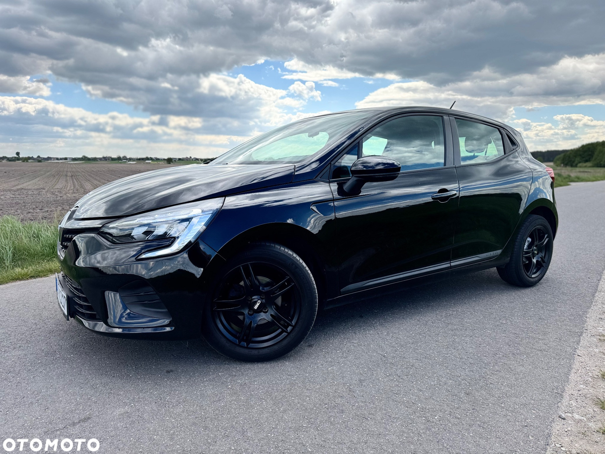 Renault Clio TCe 90 EVOLUTION - 4