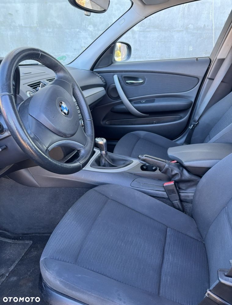 BMW Seria 1 116i - 5