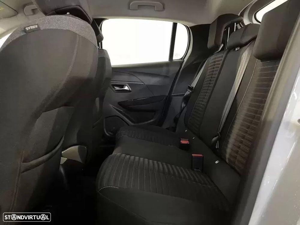 Peugeot 208 1.2 PureTech Active - 13